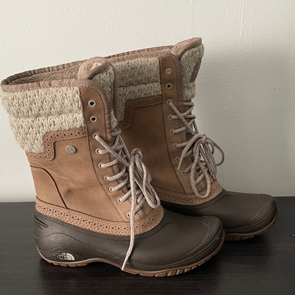 The North Face Shellista II Mid Apres Women’s Boots size 9 - Picture 3 of 12